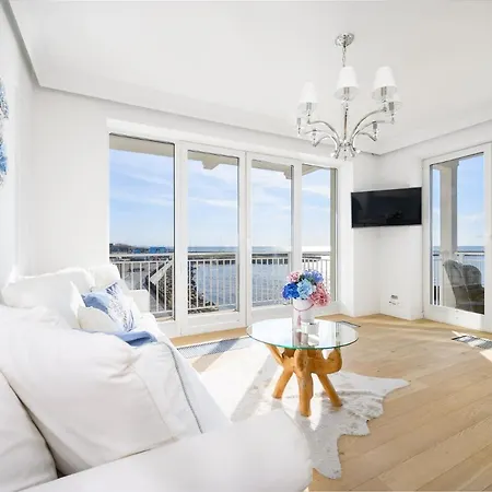 Sunset Boulevard 1 Apt 9 Bulwar Zachodzacego Slonca 1 W Marina Royale Darlowko Esterno foto