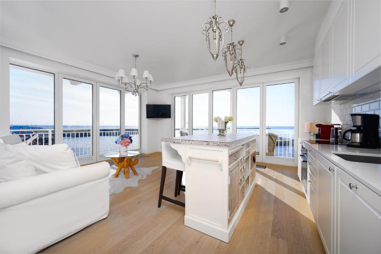 Sunset Boulevard 1 9 Bulwar Zachodzacego Slonca 1 W Marina Royale *
