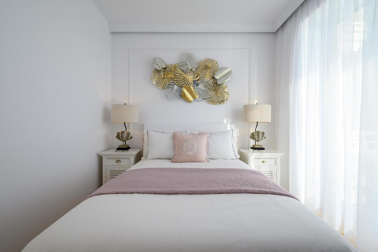 Sunset Boulevard 1 9 Bulwar Zachodzacego Slonca 1 W Marina Royale Apartment