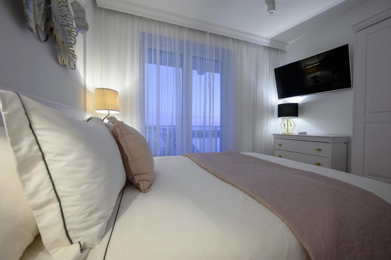 Sunset Boulevard 1 9 Bulwar Zachodzacego Slonca 1 W Marina Royale Darlowko